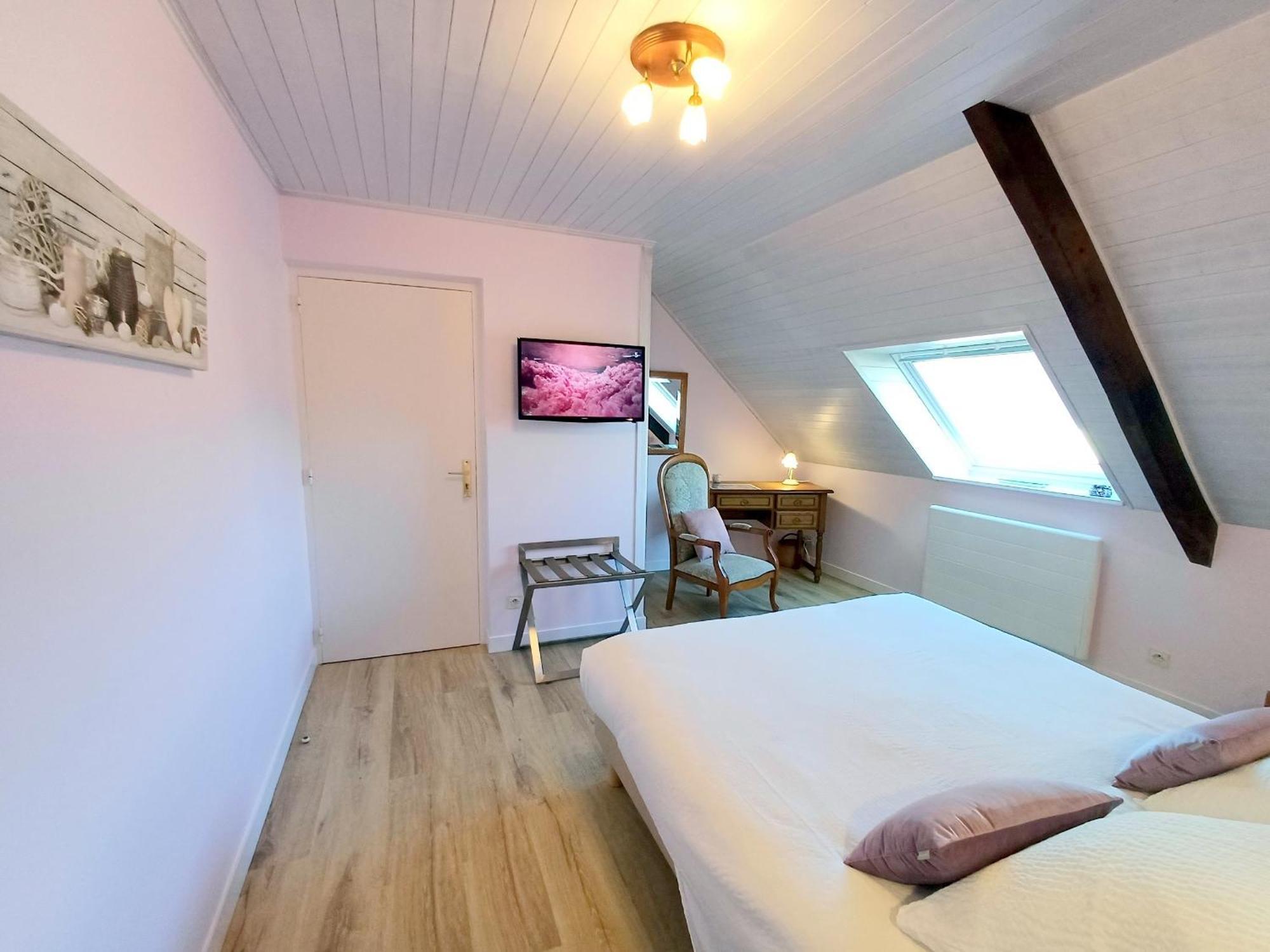 Au Calme A 10Mn Des Baies De Douarnenez Et Audierne Avec Cuisine A Disposition Mahalon ภายนอก รูปภาพ