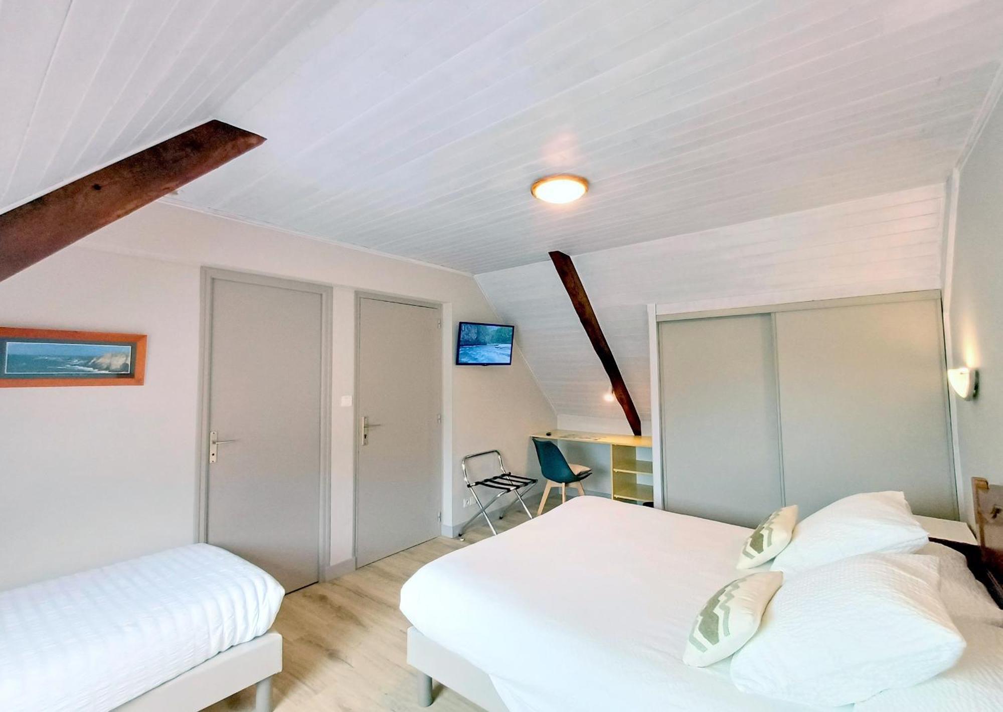 Au Calme A 10Mn Des Baies De Douarnenez Et Audierne Avec Cuisine A Disposition Mahalon ภายนอก รูปภาพ