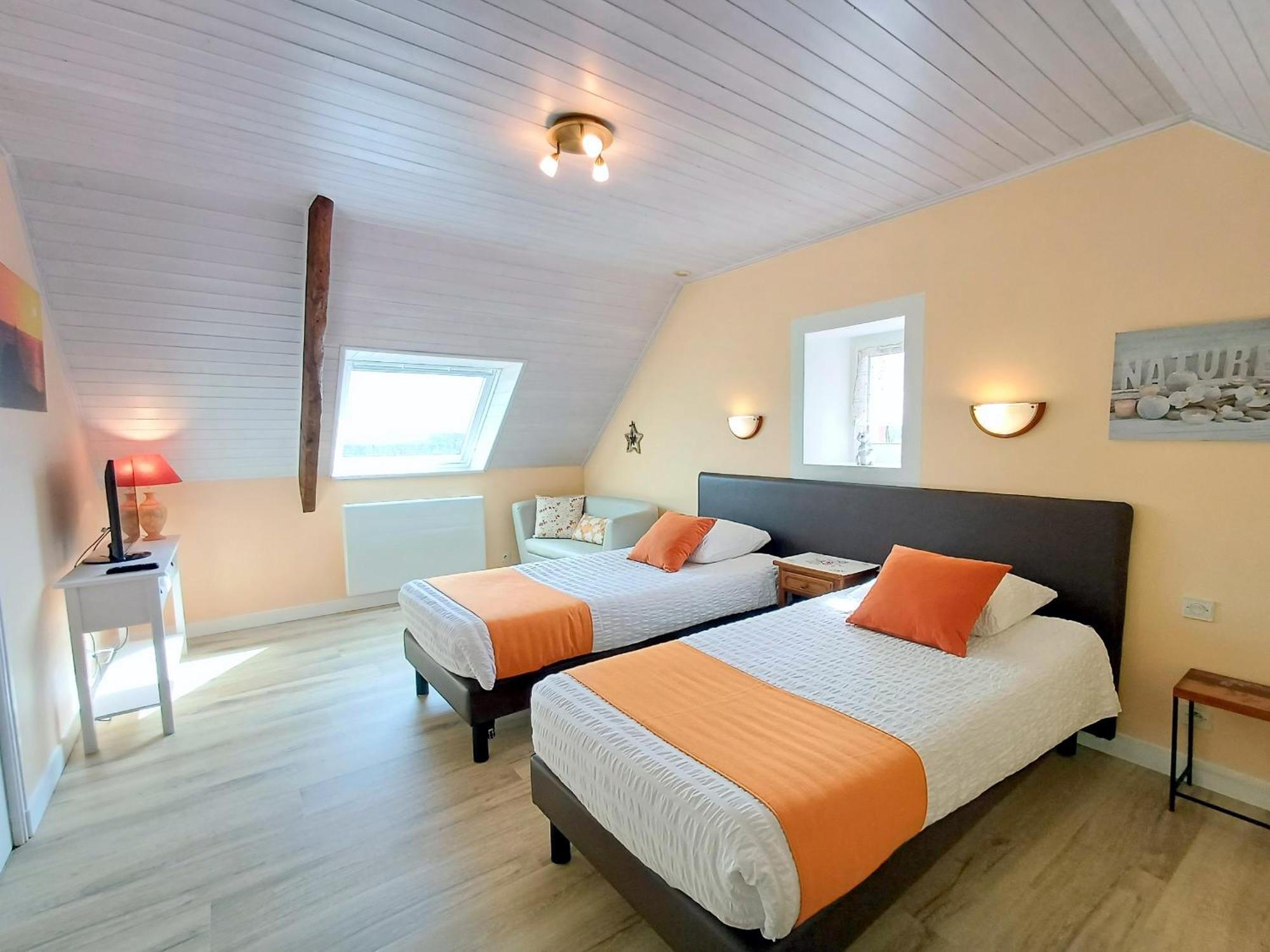 Au Calme A 10Mn Des Baies De Douarnenez Et Audierne Avec Cuisine A Disposition Mahalon ภายนอก รูปภาพ