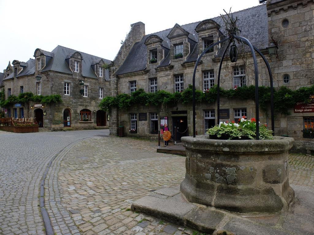 Au Calme A 10Mn Des Baies De Douarnenez Et Audierne Avec Cuisine A Disposition Mahalon ภายนอก รูปภาพ