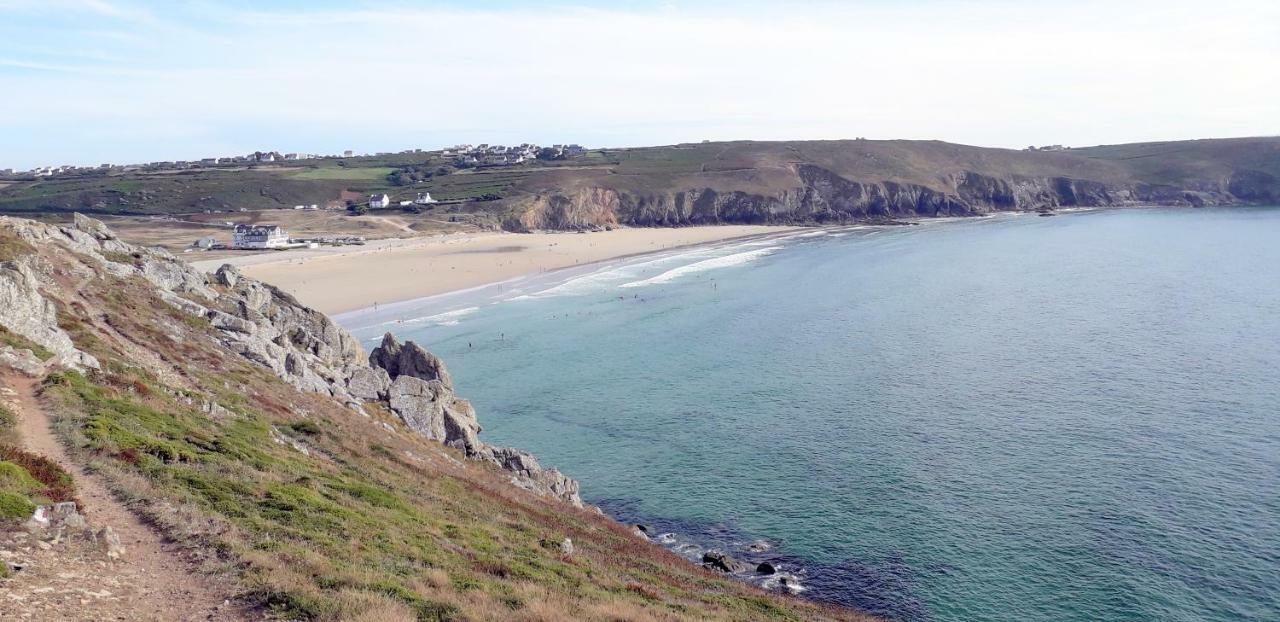 Au Calme A 10Mn Des Baies De Douarnenez Et Audierne Avec Cuisine A Disposition Mahalon ภายนอก รูปภาพ